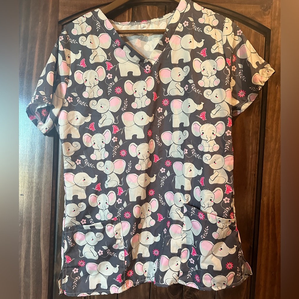 Scrub top